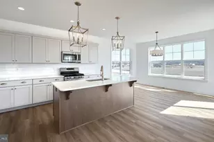 610 Estate Dr, Mechanicsburg, PA 17055 - Photo 11