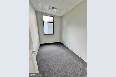 3860 Market St, Camp Hill, PA 17011 - Photo 11