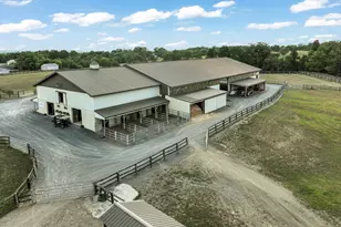 211 W Middlesex Dr, Carlisle, PA 17013 - Photo 9