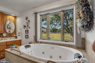 211 W Middlesex Dr, Carlisle, PA 17013 - Photo 33