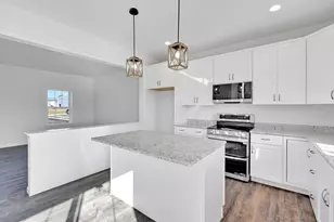 4 Stream Dr, Carlisle, PA 17013 - Photo 7