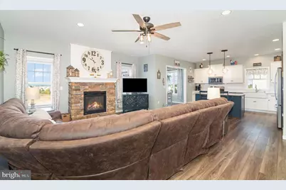 204 Highland Terrace Way, Boiling Springs, PA 17007 - Photo 13