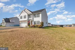 204 Highland Terrace Way, Boiling Springs, PA 17007 - Photo 3