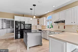 7 Accent Cir, Camp Hill, PA 17011 - Photo 15