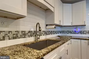560 Boxwood Ln, Carlisle, PA 17015 - Photo 11