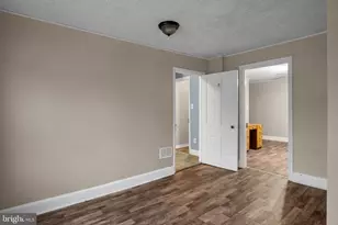 27 S Spring Garden St, Carlisle, PA 17013 - Photo 13