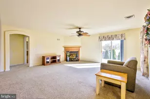 21 Lantern Ln, Shippensburg, PA 17257 - Photo 7