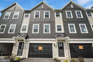 12 Morgan Cir, Carlisle, PA 17015 - Photo 1