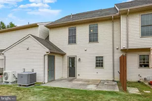 132 Melbourne Ln, Mechanicsburg, PA 17055 - Photo 25