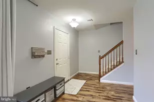 132 Melbourne Ln, Mechanicsburg, PA 17055 - Photo 5