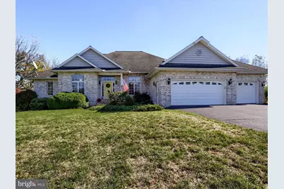 9 E Linden Drive E, Carlisle, PA 17015 - Photo 1