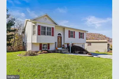 18 Yankee Drive, Mount Holly Springs, PA 17065 - Photo 3