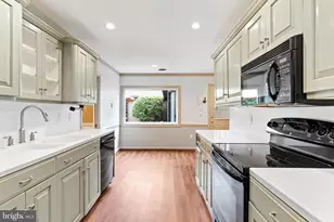 48 Devonshire Square, Mechanicsburg, PA 17050 - Photo 11