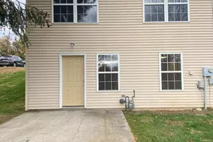 1052 Rebecca St, Carlisle, PA 17013 - Photo 27