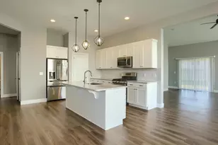 787 Aurora Dr, Mechanicsburg, PA 17055 - Photo 9