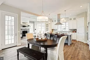 2094 N Autumn Chase Dr, Mechanicsburg, PA 17055 - Photo 9