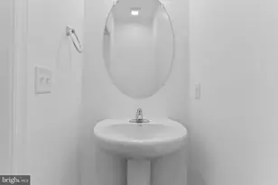 31 S 19th St, Camp Hill, PA 17011 - Photo 9