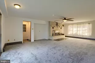 950 W Trindle Rd, Mechanicsburg, PA 17055 - Photo 5