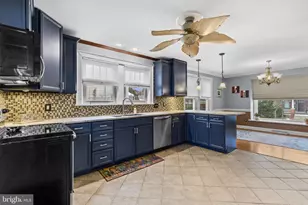 517 W Main St, Mechanicsburg, PA 17055 - Photo 17