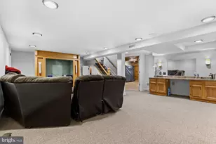 517 W Main St, Mechanicsburg, PA 17055 - Photo 33