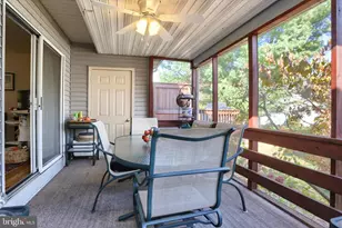 1402 Red Maple Ct, New Cumberland, PA 17070 - Photo 41