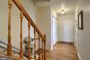 1402 Red Maple Ct, New Cumberland, PA 17070 - Photo 7