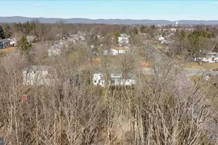 300 Acre Dr, Carlisle, PA 17013 - Photo 57