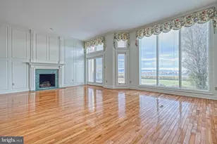 545 Bridgeview Dr, Lemoyne, PA 17043 - Photo 13