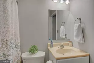 18 Larch Dr, Shippensburg, PA 17257 - Photo 9