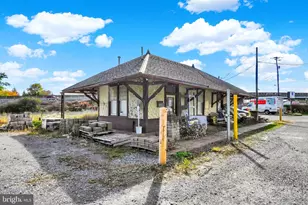 302 S 18th St, Camp Hill, PA 17011 - Photo 13