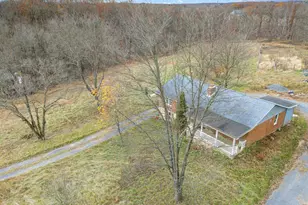 93 Beard Rd, Enola, PA 17025 - Photo 1