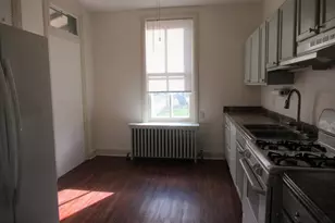 152 W South St, Carlisle, PA 17013 - Photo 3