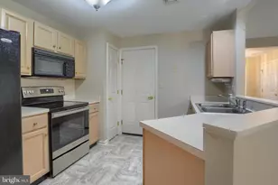 484 Brighton Pl, Mechanicsburg, PA 17055 - Photo 9