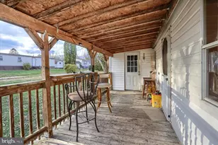 21 Walnut Ln, Carlisle, PA 17015 - Photo 7