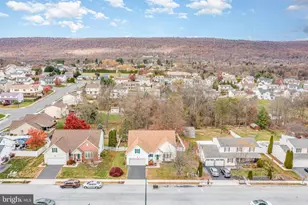 911 Magnolia Dr, Enola, PA 17025 - Photo 29