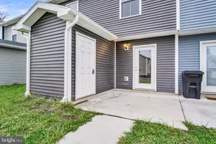 648 N College St, Carlisle, PA 17013 - Photo 25