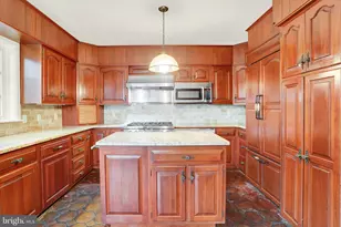 2840 Sunset Dr, Camp Hill, PA 17011 - Photo 7