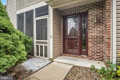 18 Wiltshire East Street, Carlisle, PA 17015 - Photo 3