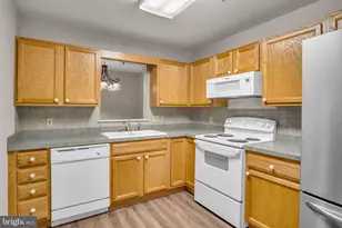 18 Wiltshire E St, Carlisle, PA 17015 - Photo 11