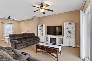 1110 Shannon Ln, Carlisle, PA 17013 - Photo 15