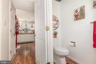 347 Stonehedge Ln, Mechanicsburg, PA 17055 - Photo 11