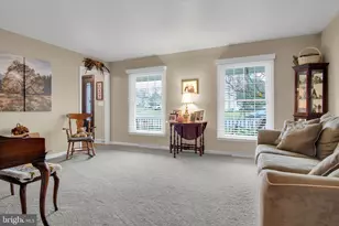 882 Hawthorn Ave, Mechanicsburg, PA 17055 - Photo 7