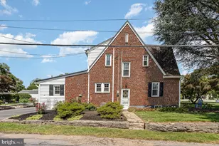 21 Charles St, Carlisle, PA 17013 - Photo 7