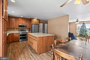 102 Deerview Dr, Newville, PA 17241 - Photo 13