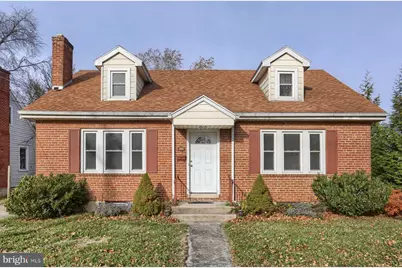 251 E Pomfret Street, Carlisle, PA 17013 - Photo 1