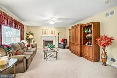 5940 Huntington Cmns, Enola, PA 17025 - Photo 3