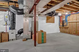 6 Jamestown Square, Mechanicsburg, PA 17050 - Photo 39