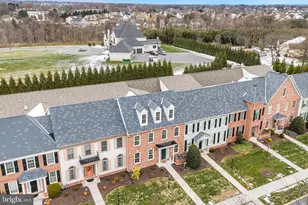 6 Jamestown Square, Mechanicsburg, PA 17050 - Photo 47