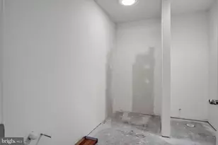 6 Jamestown Square, Mechanicsburg, PA 17050 - Photo 31