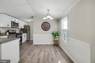 10 Cherry Ln, Carlisle, PA 17015 - Photo 5